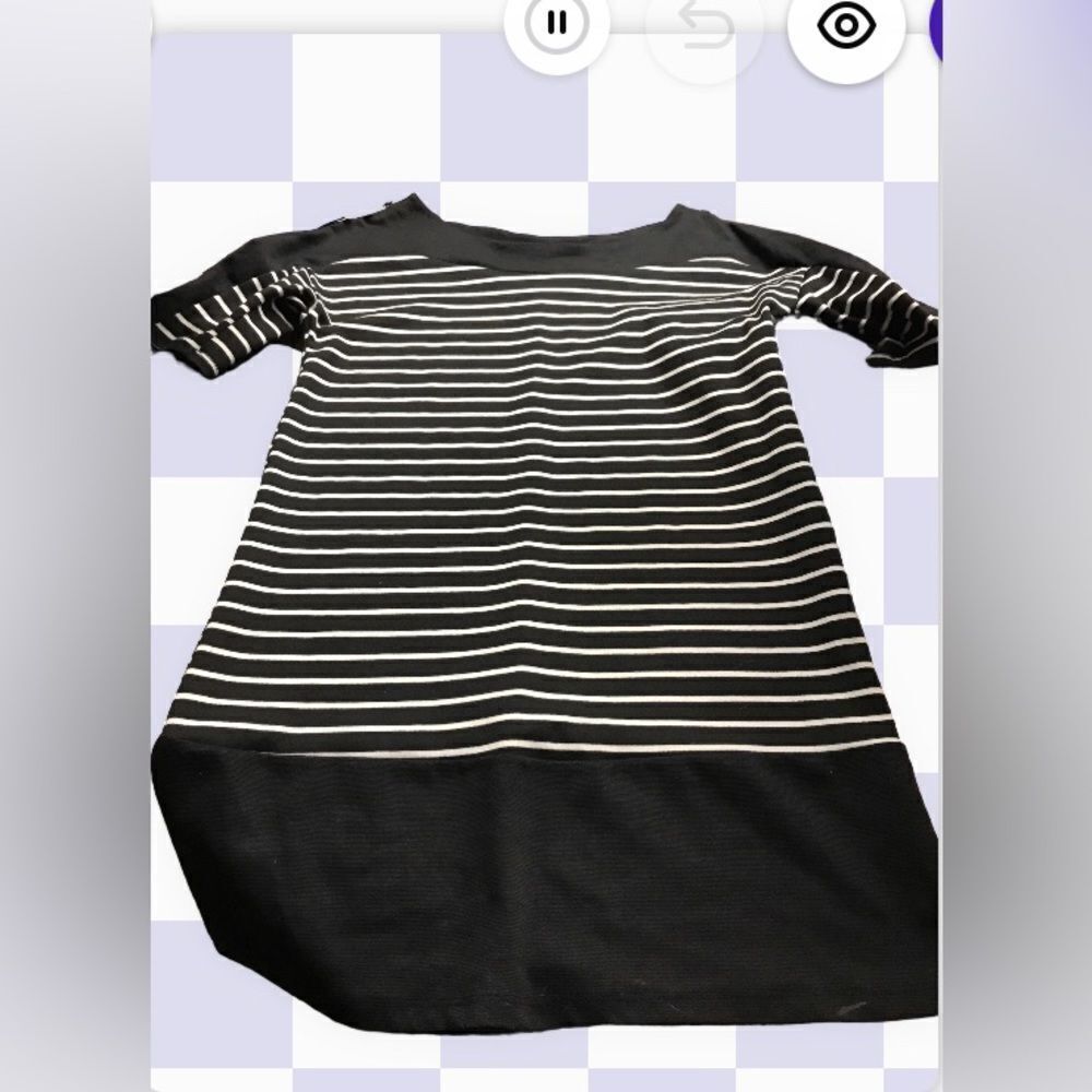 Lila size large black and white striped knot dress
